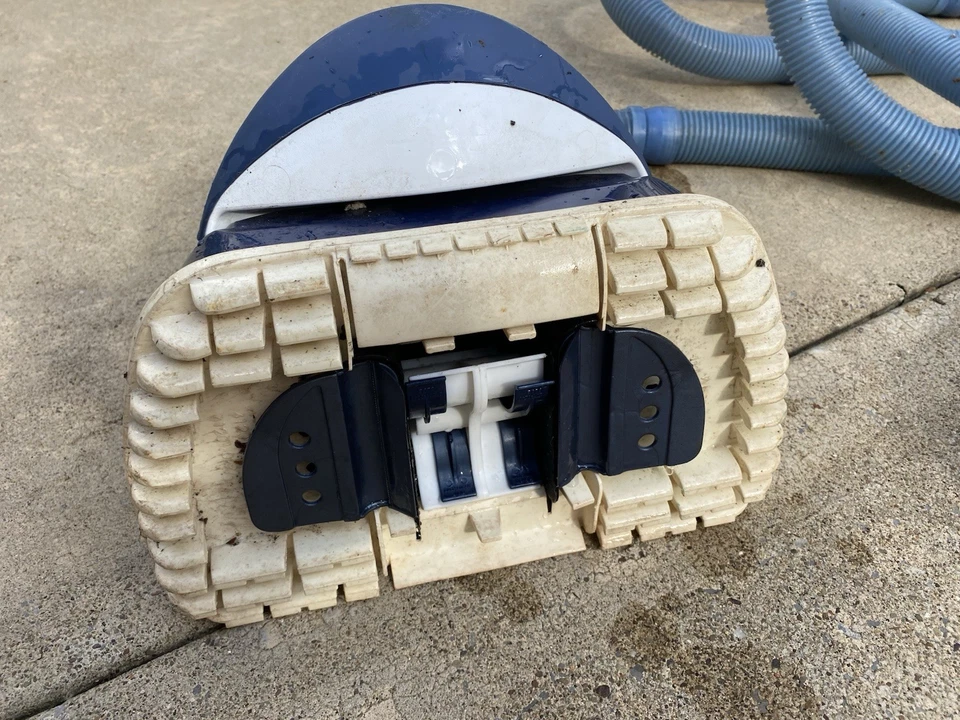 Kreepy Krauly SandShark 自动地面泳池清洁剂 — 第 4/4 张图片