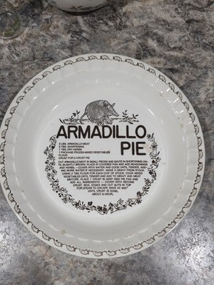 Royal China Co. Armadillo Pie Recipe Collectible Ceramic Pie Dish **See Pictures