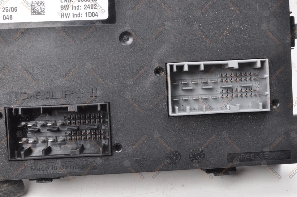 PORSCHE 911 (997) 3.6 CARRERA ECU Modulo Relè 99761010206 - Immagine 2 di 4