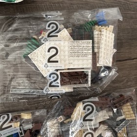 DAMAGED BOX LEGO Creator Expert Winter Toy Shop 10249 Village Station 10259 LOT