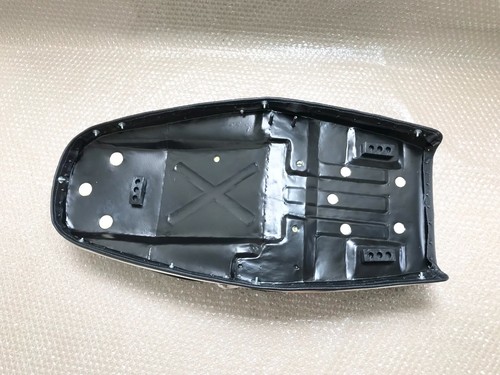 Silla de montar de motocicleta Honda CB550 CB550K 1974-1976 cuatro K0-K2 asiento CB500. Sartén de metal. - Imagen 9 de 12