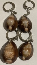 LOT OF 4 KEYCHAINS BROWN SEA SHELLS BACKPACK CLIPS