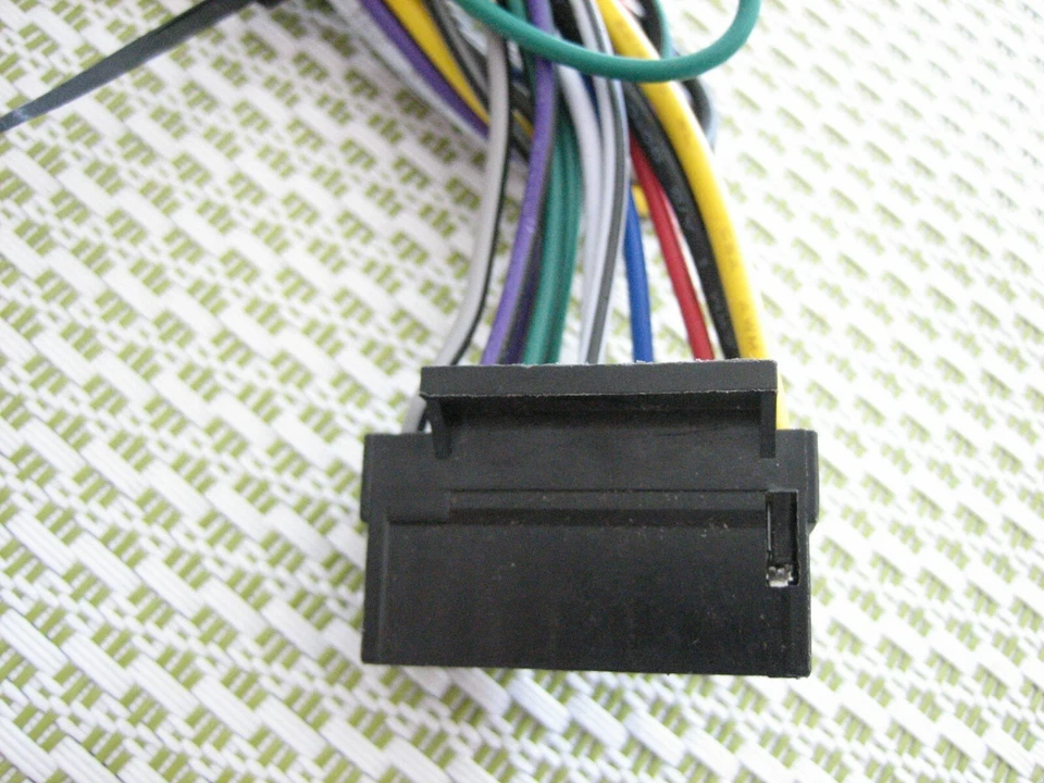 Sony Original Wire Harness for CDX-GT400, CDX-GT500, CDX-GT130, CDX-GT350S - Image 3 of 4