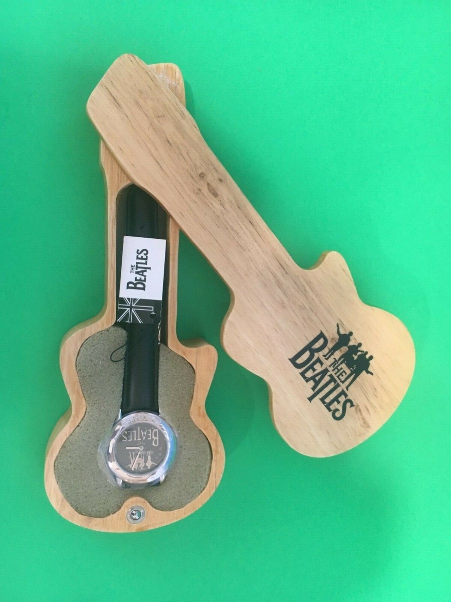 【希少】新品未使用 ビートルズ アビイ・ロード記念ウォッチ　木製ケース付き THE BEATLES ビートルズ 腕時計 木製ギターケース付き クォーツ
