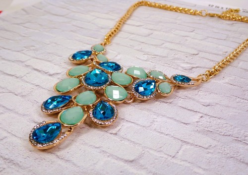 Light Blue and Aqua Blue Crystal Drama Statement Necklace and Earring Set - NEW - Picture 9 of 11