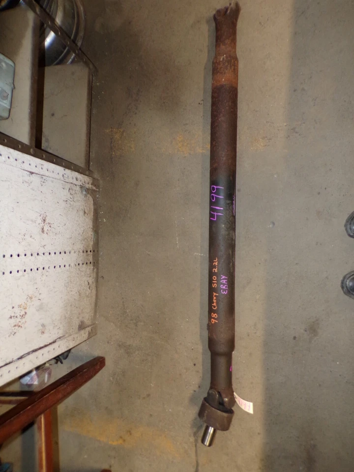 Camión S10/S15/Sonoma 1997-2003 4x2 118" WB (caja larga) conjunto de eje de transmisión trasero Foto 4 de 4