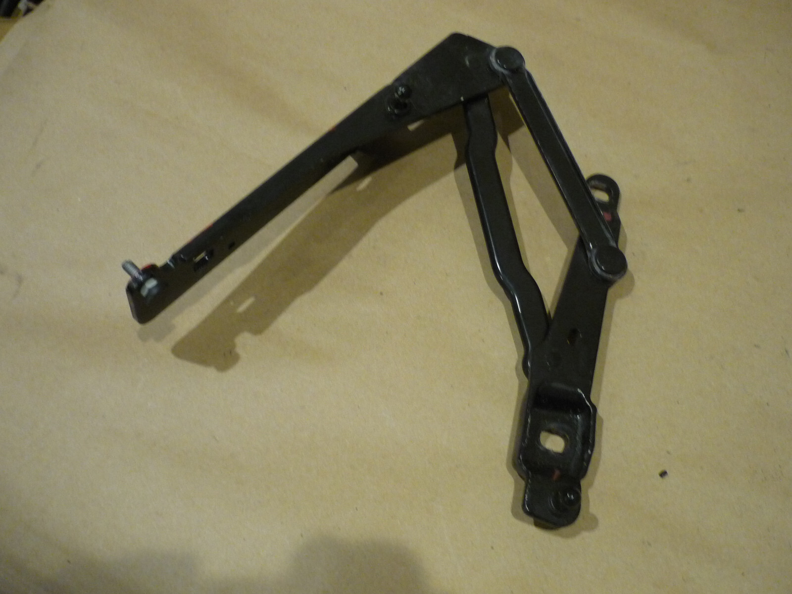 Ferrari California - RH Trunk Lid Hinge Assy - PN 70001686