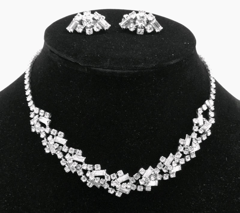 50s NECKLACE & CLIP-ON EARRINGS SET☆BAGUETTES PRONGED RHINESTONES☆EC☆RETRO ERA