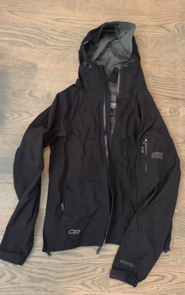 Outdoor Research Gore-Tex Rain Jacket (XS) – Waterproof Shell