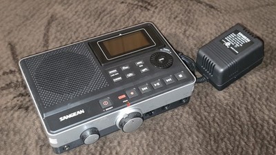 Sangean Professional Grade MP3 Digital Recorder DAR-101