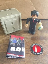 Roblox Series 10 Mystery Box - Jailbreak: Corporate Bailout with VIRTUAL CODE