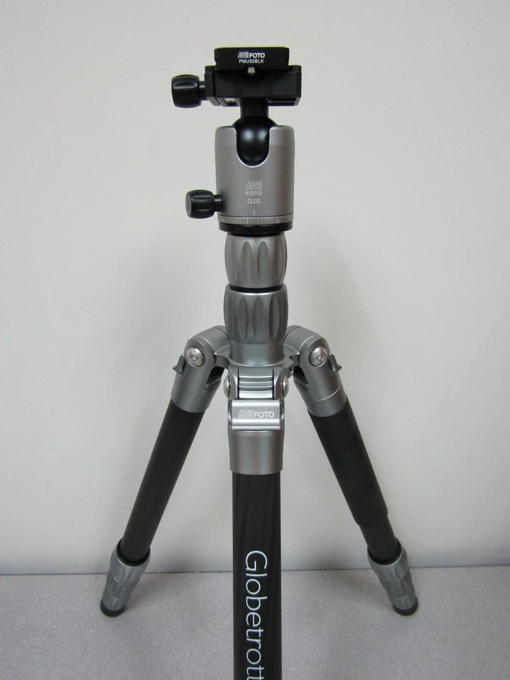 MeFOTO GTSCTTN GlobeTrotter S Carbon Fiber Travel Tripod (Titanium) (a) - Image 3 of 4