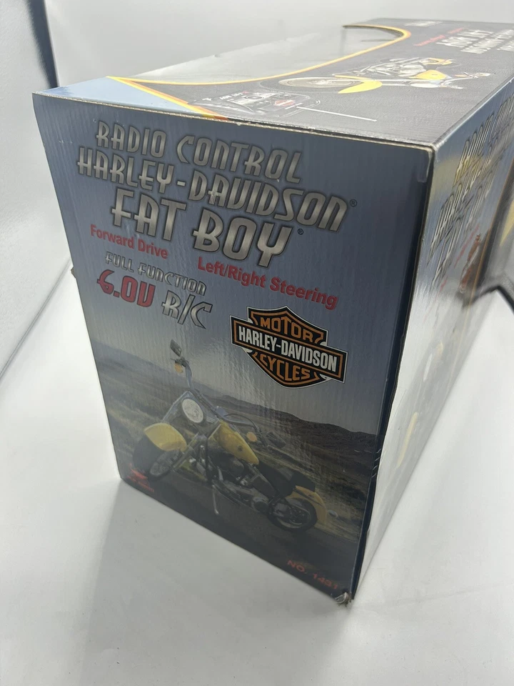 2003 HARLEY DAVIDSON Red Fatboy Remote Control Motorcycle 1431 Toy 6.0V - Image 4 of 4