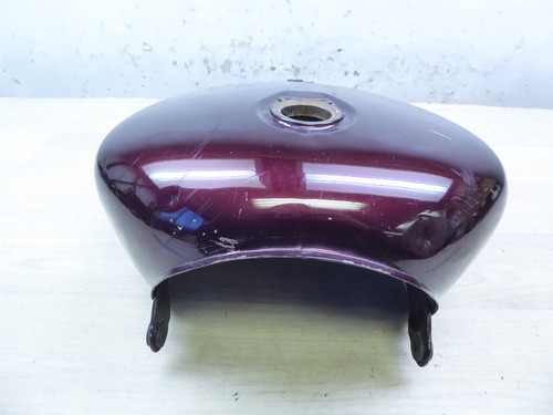 1982 Honda VF750C V45 Magna H311-2) red gas petrol fuel tank - 第 8/14 張圖片