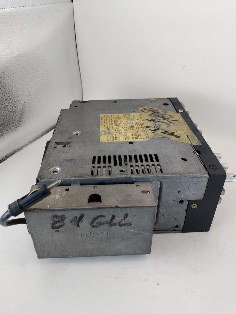 1984-1989 NISSAN 300ZX Z31 HITACHI CSK-7601ZG AUDIO RADIO