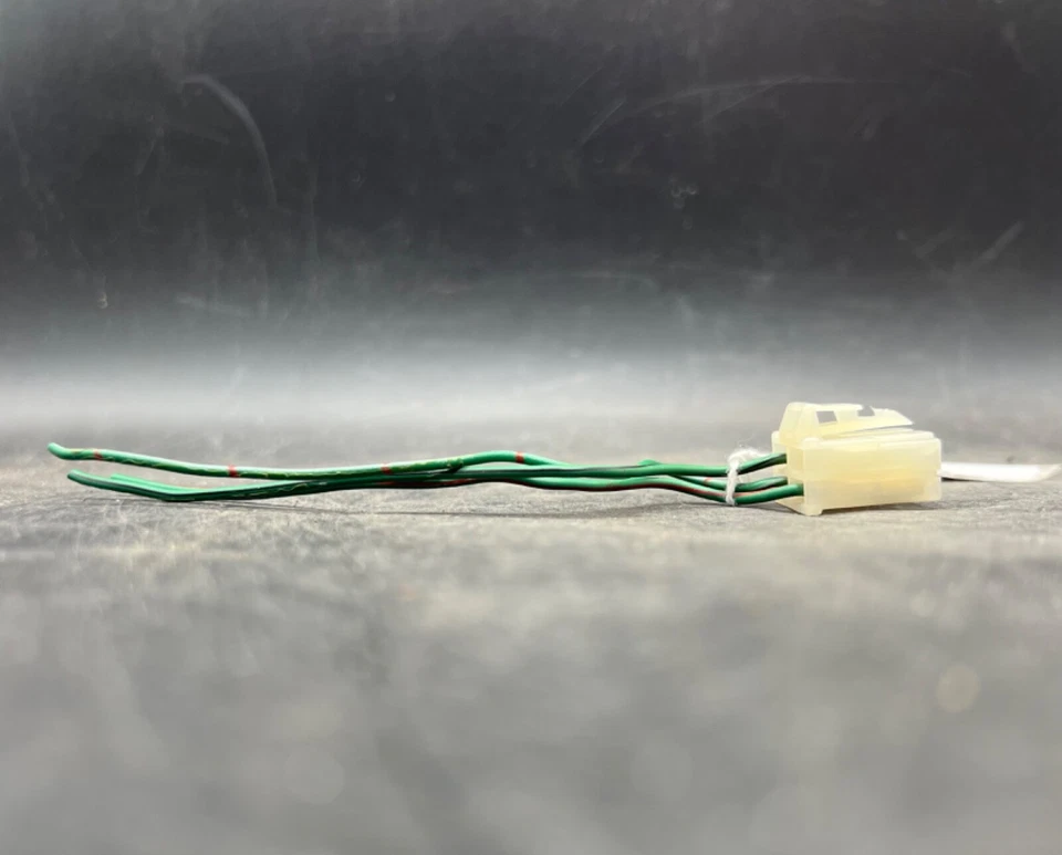 Nissan 720 1983-1986 camión OEM interruptor limpiaparabrisas coleta arnés de cableado Foto 3 de 4