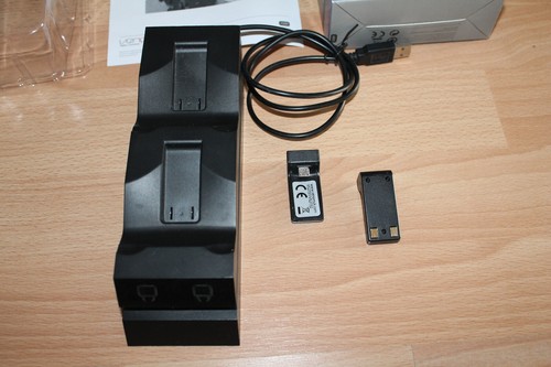 Venom Twin Docking Station, lädt zwei Dualshock 4 Controller (ohne) gleichzeitig - Bild 2 von 10