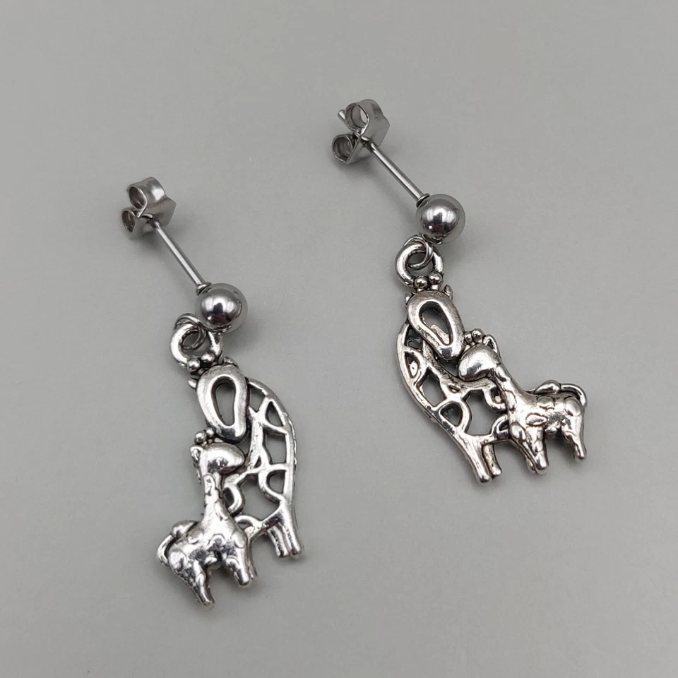 Mum & Baby Giraffe Earrings - Tibetan Silver Animal Jewellery, Handmade Gift - Image 2 of 4