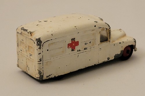 1950s Daimler Ambulance, Dinky Toys No. 253, Meccano, Ltd, England - Picture 5 of 12