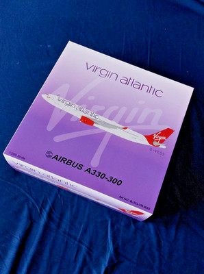 Blue Box 1:200 Airbus A330-300 Virgin Atlantic G-VKSS (mit Ständer) B-333-VR-KSS