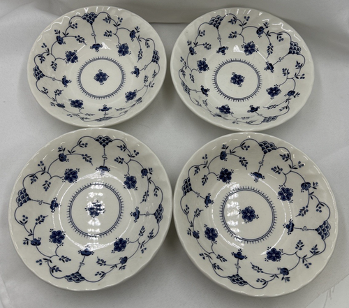 4 Churchill Finlandia Swirl Rim 6" Cereal Soup Bowls Staffordshire England