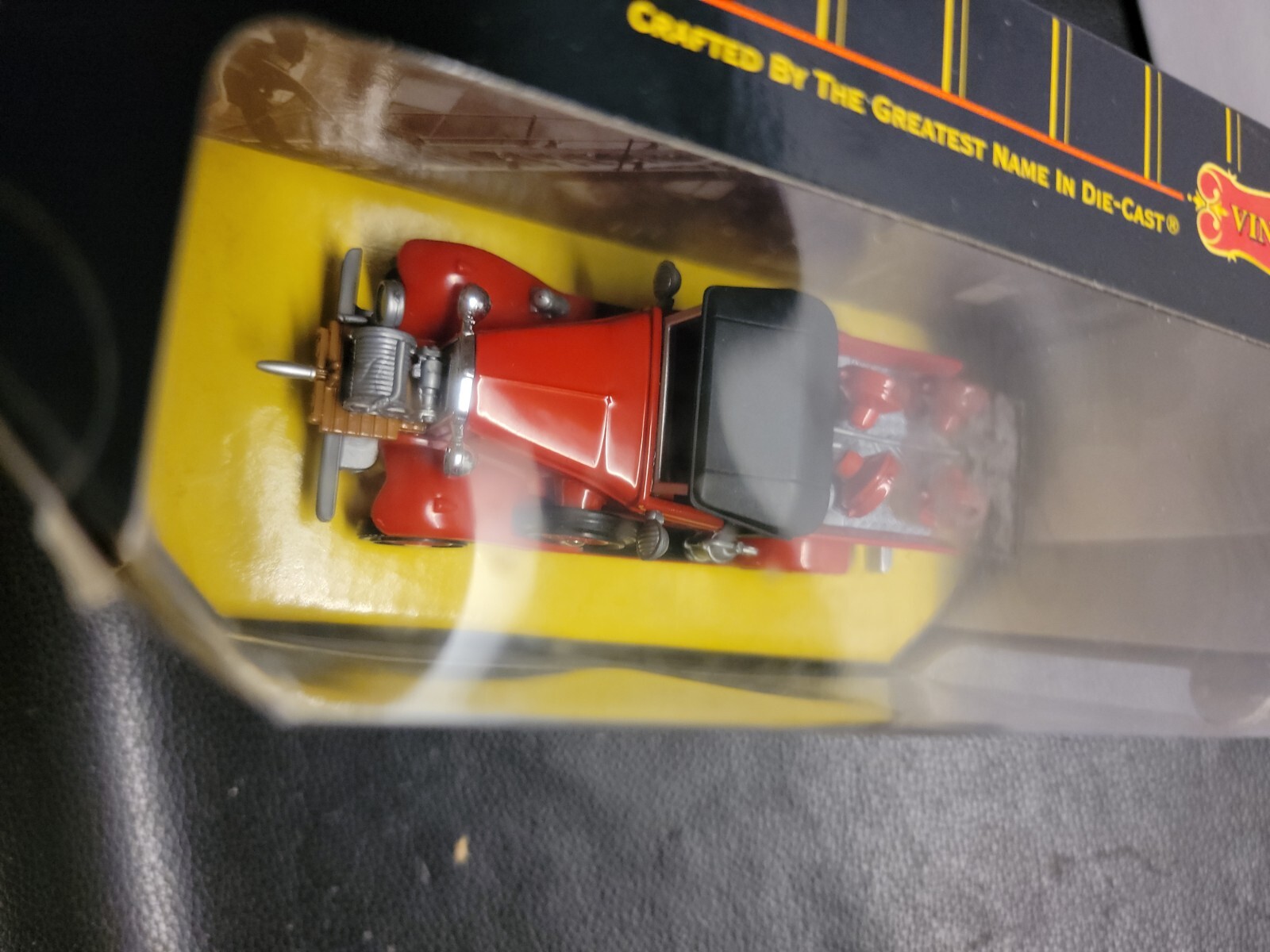 Picture 4 of 8