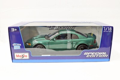 2003 03 2004 SVT Mustang Cobra Maisto die cast special edition