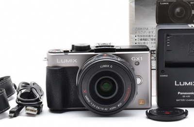LUMIX GX1 ミラーレスカメラ 14-42mm LUMIX 14-42mm Panasonic