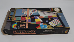 Pictionary Boxed Complete in box Nintendo NES  game CIB very nice