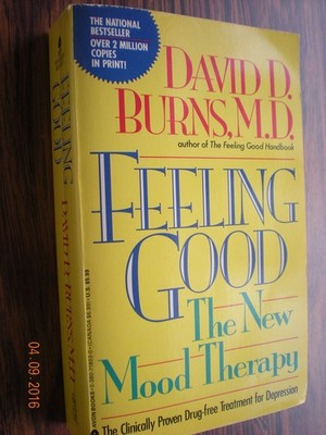 Feeling Good: The New Mood Therapy - mass market paperback David D. Burns