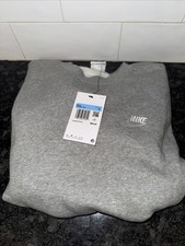Nike Sportswear Club Fleece Crew Sweatshirt Men  s Dark Grey Heather/White Size M