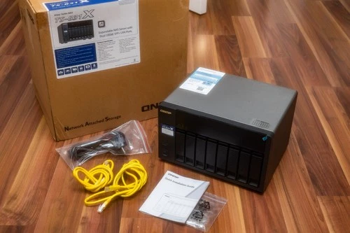 QNAP NAS-Server Turbo Station TS-831X 8GB - 0 GB - 10Gbit SFP+ - 8-Bay