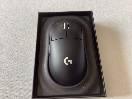 LOGITECH G Pro X Superlight 2 Lightspeed z 5 programowalnymi przyciskami, bezprzewodowy - Zdjęcie 3 z 7