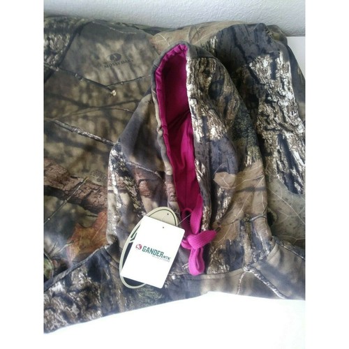 Gander Green Camo Sweatshirt Hoodie Women size Medium Pink Logo Spell Out NWT - Picture 9 of 9
