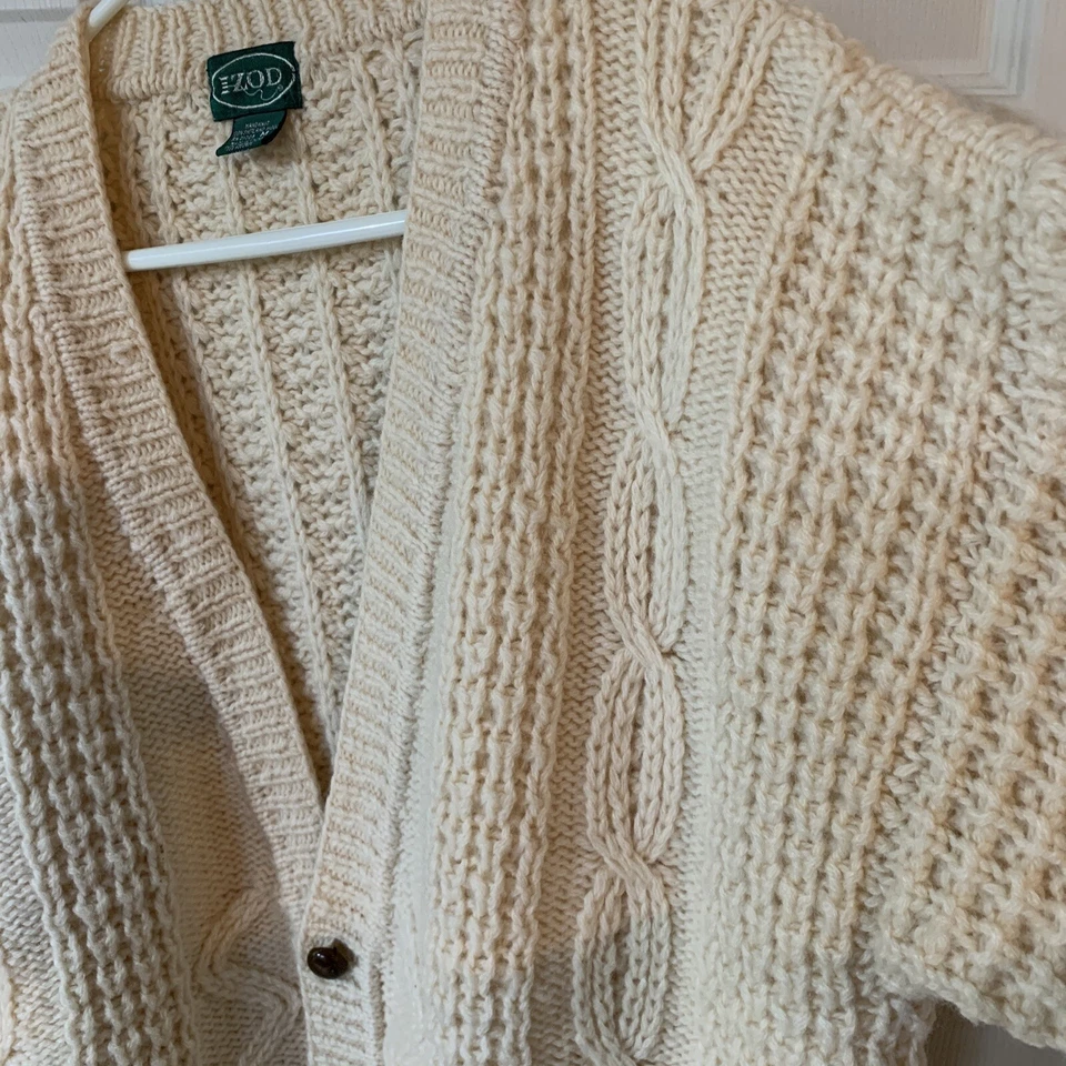 Suéter IZOD M Beige Tejido a Mano Lana Cable Cárdigan Años 60 Carrete Etiqueta Grueso De Colección Foto 4 de 4