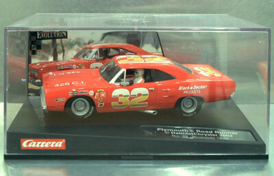CARRERA PLYMOUTH ROAD RUNNER RIVERSIDE 1970 25718  SLOTCAR 1:32  NEW IN BOX