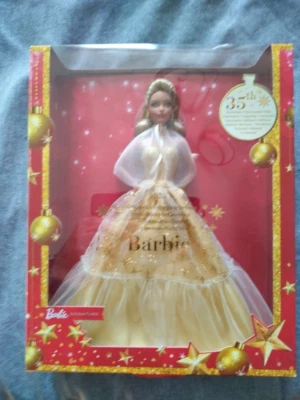 Barbie Signature — Joyeux Noël 2023 — Poupée Cheveux Blonds — Blonde — HJX04 - Photo 1/2