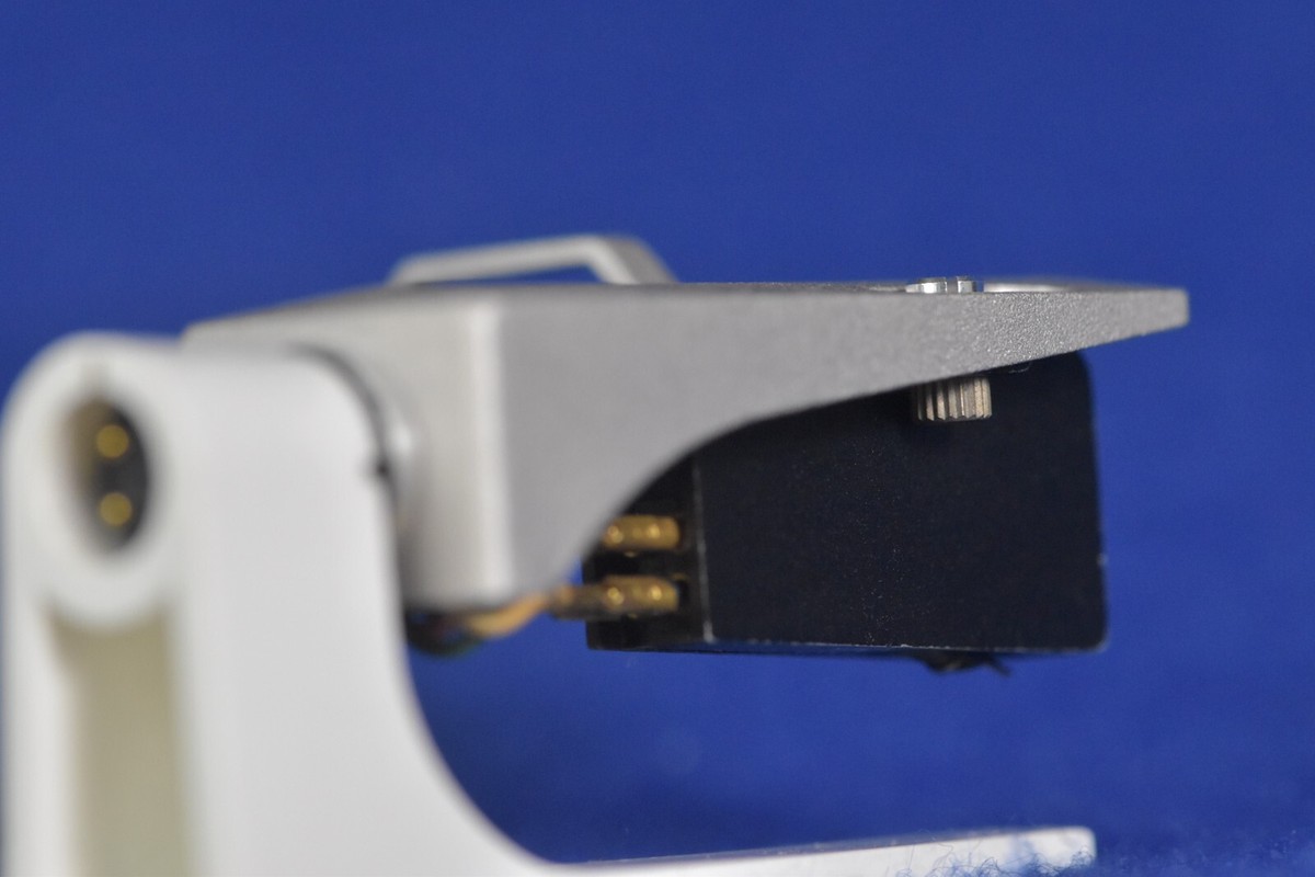 Supex SD/909 MK-II MC Cartridge W/ Headshell In Excellent