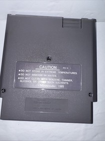 Nintendo World Class Track Meet And Super Team Games NES Used UNTESTED Read.