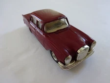 Vintage Gama Mini Mod 1:47 scale  Mercedes 220S Diecast Car Made W. Germany