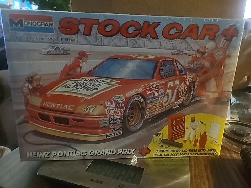 Vtg 1990 Monogram Model Kit 2914 Heinz #57 Pontiac Grand Prix Sealed New