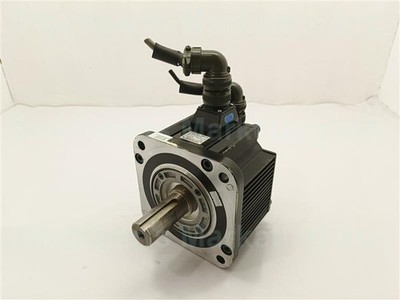 Yaskawa SGMGH-20DCA61 SGMGH20DCA61 AC Servo Motor 100W 400V 8.4A 1500 r/min