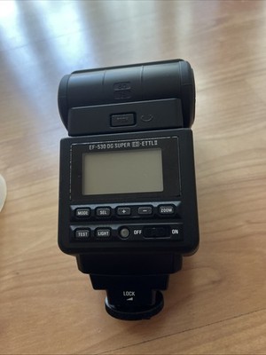 Blitzgerät Sigma EF-530 DG super mit softbox-Aufsätzen