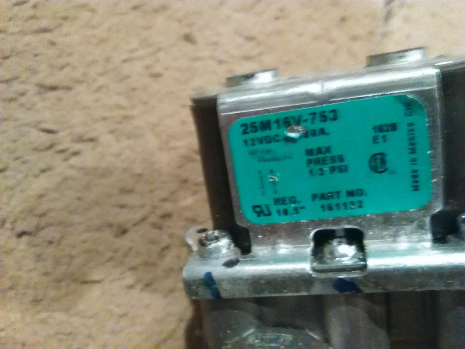 SUBURBAN AIRXCEL FURNACE SF-30FQ GAS LINE W/ VALVE 161122 & MANIFOLD 171742