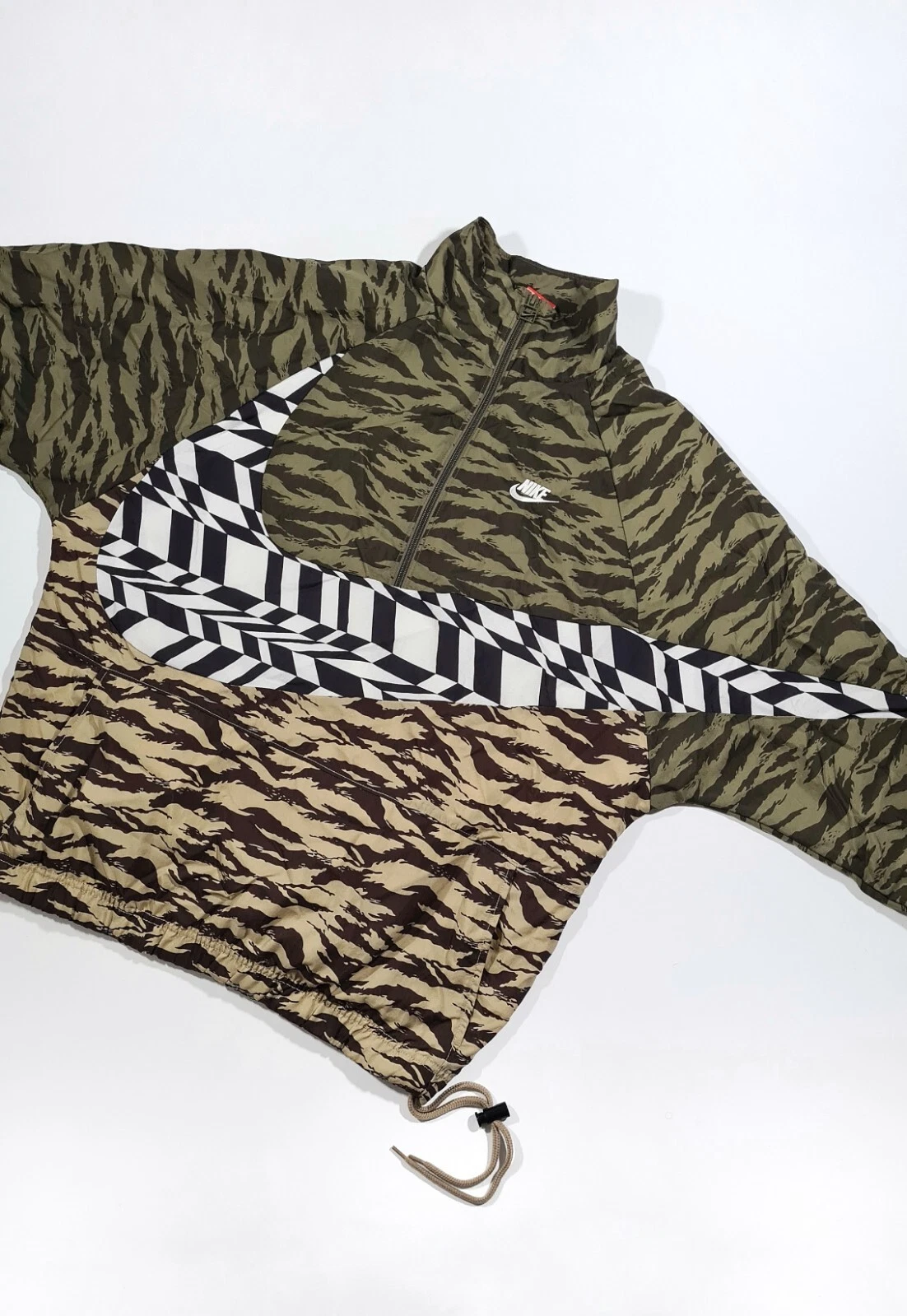 Nike AOP Packable Jacket Camo Big Swoosh Woven Anorak 2018