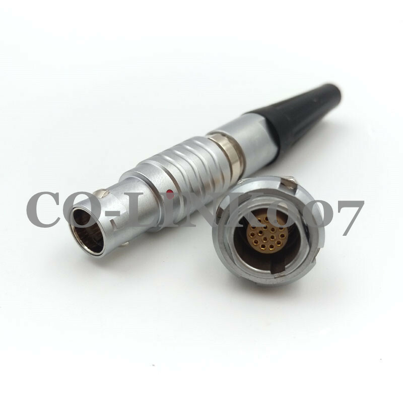 Foto 11 di 23
