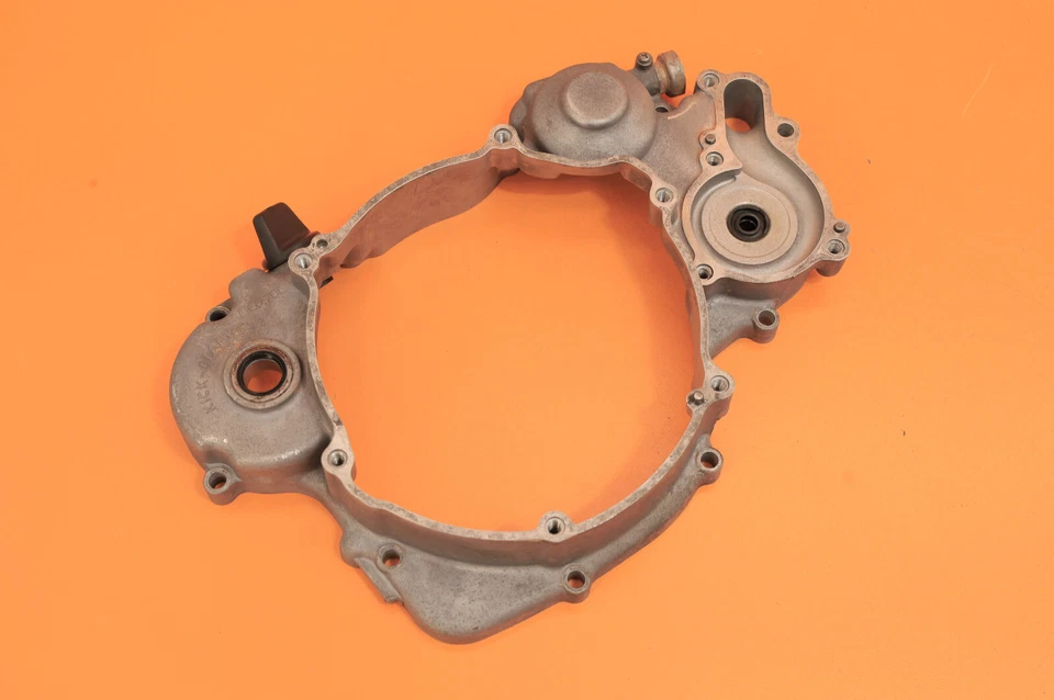 1995 94-99 KX125 KX 125 OEM Inner Intermediate Clutch Cover Water Pump Housing - Image 3 of 4