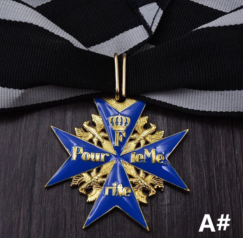 WW2 Prussian German Army WWI Gold Blue Max Pour Le Merite