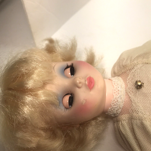 Vogue 15" Miss Ginny Doll VTG 1974 Lace Accented Dress Panties Hose Blond Hair - Picture 13 of 13
