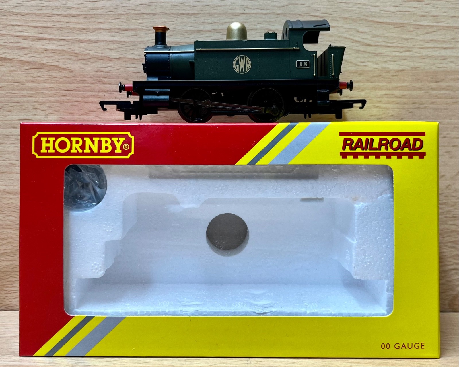 Hornby 'OO' R3678 G.W.R. 101 Class 0-4-0T Locomotive 18 Boxed (Limited Edition).